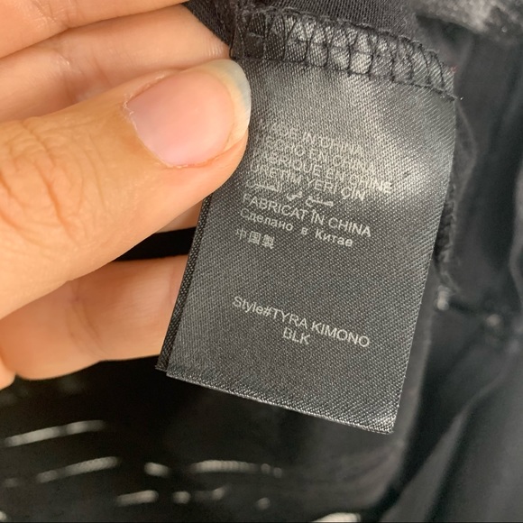 Bebe Tyra Kimono Top - Picture 10 of 16